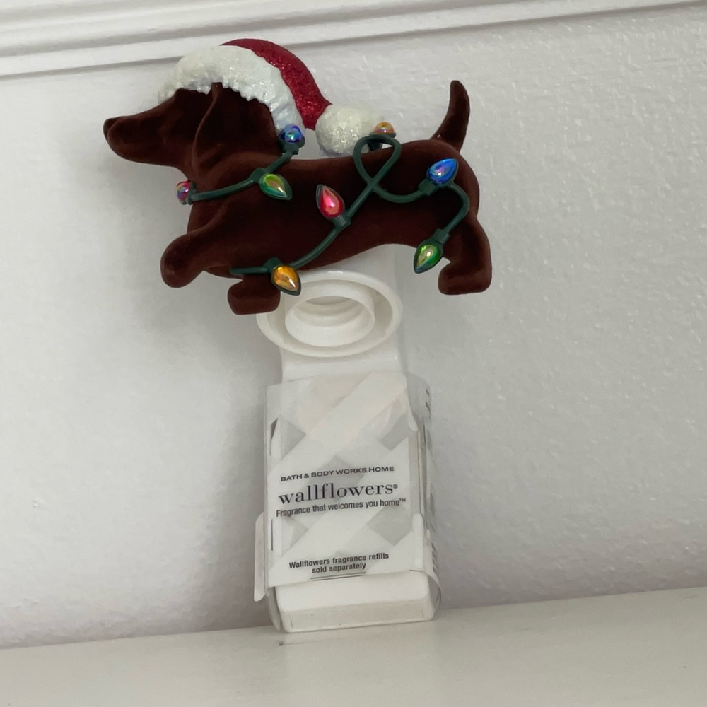 Bath & Body Works Christmas Dachshund Wallflowers Fragrance Plug
